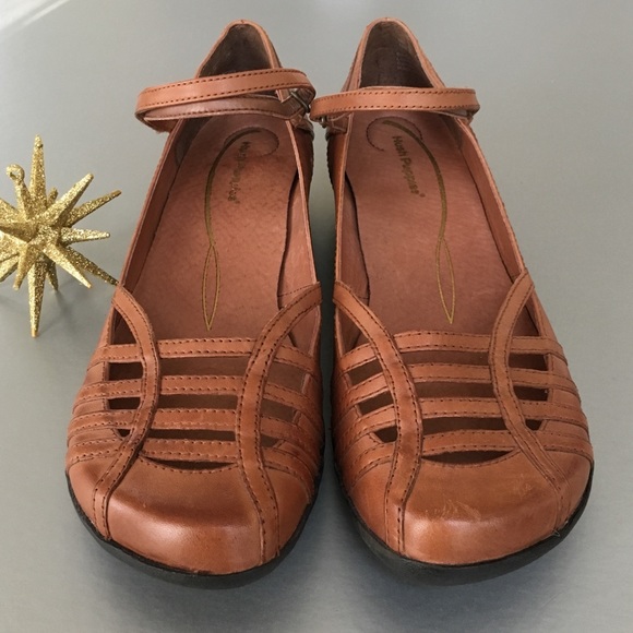 Hush Puppies Shoes - ♥️ Mary Jane Leather Hush Puppies 10